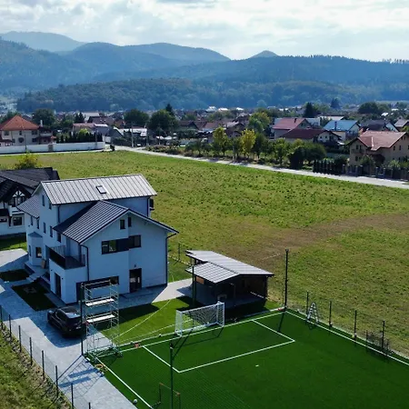 Epic Brasov, Cristian Villa